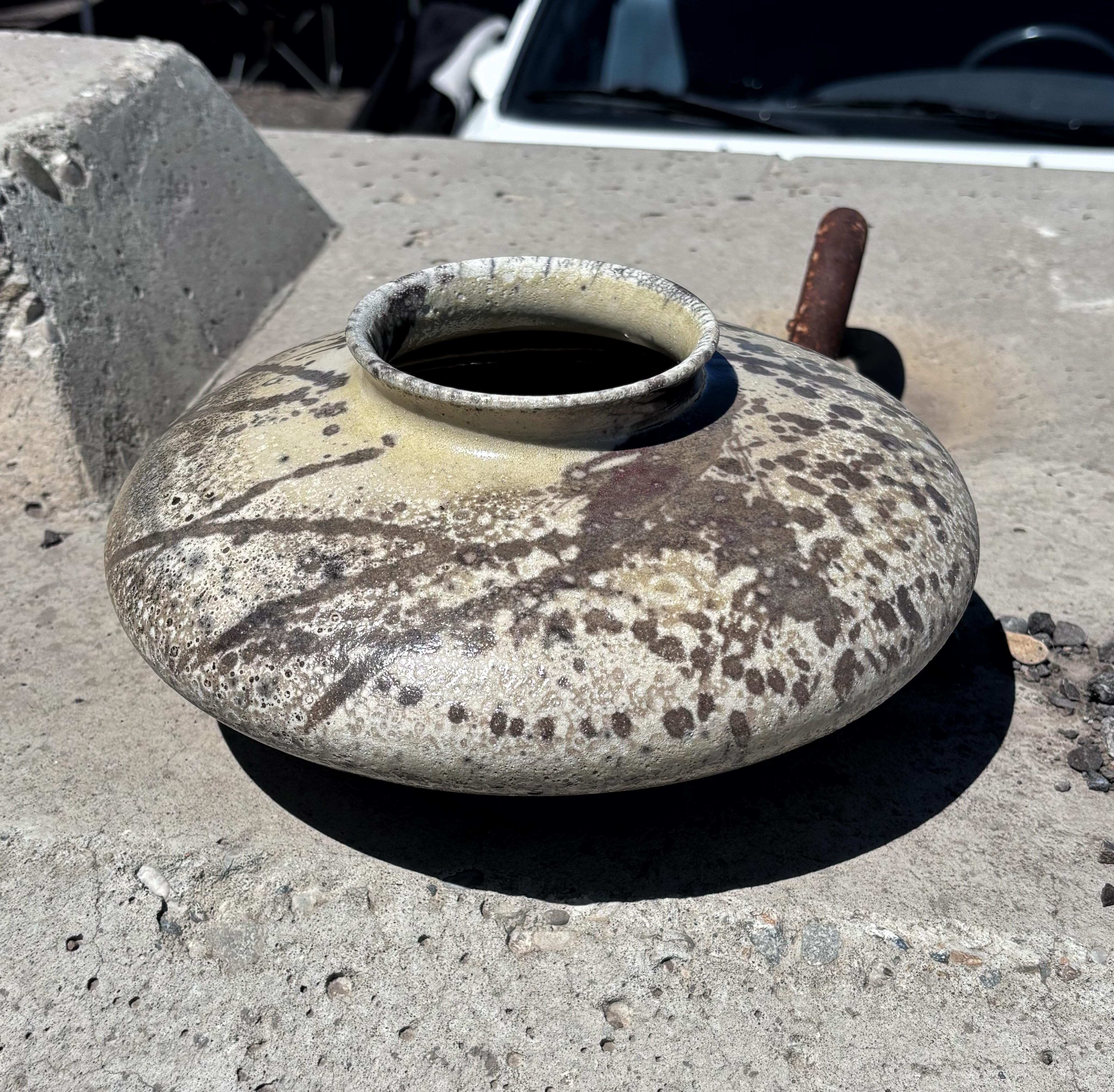 my first raku!! hanging out at @mud.potters with @ceramics_canada_calgary

#raku
#rakupottery
#ceramicart
#wheelthrown
#handmadeceramics