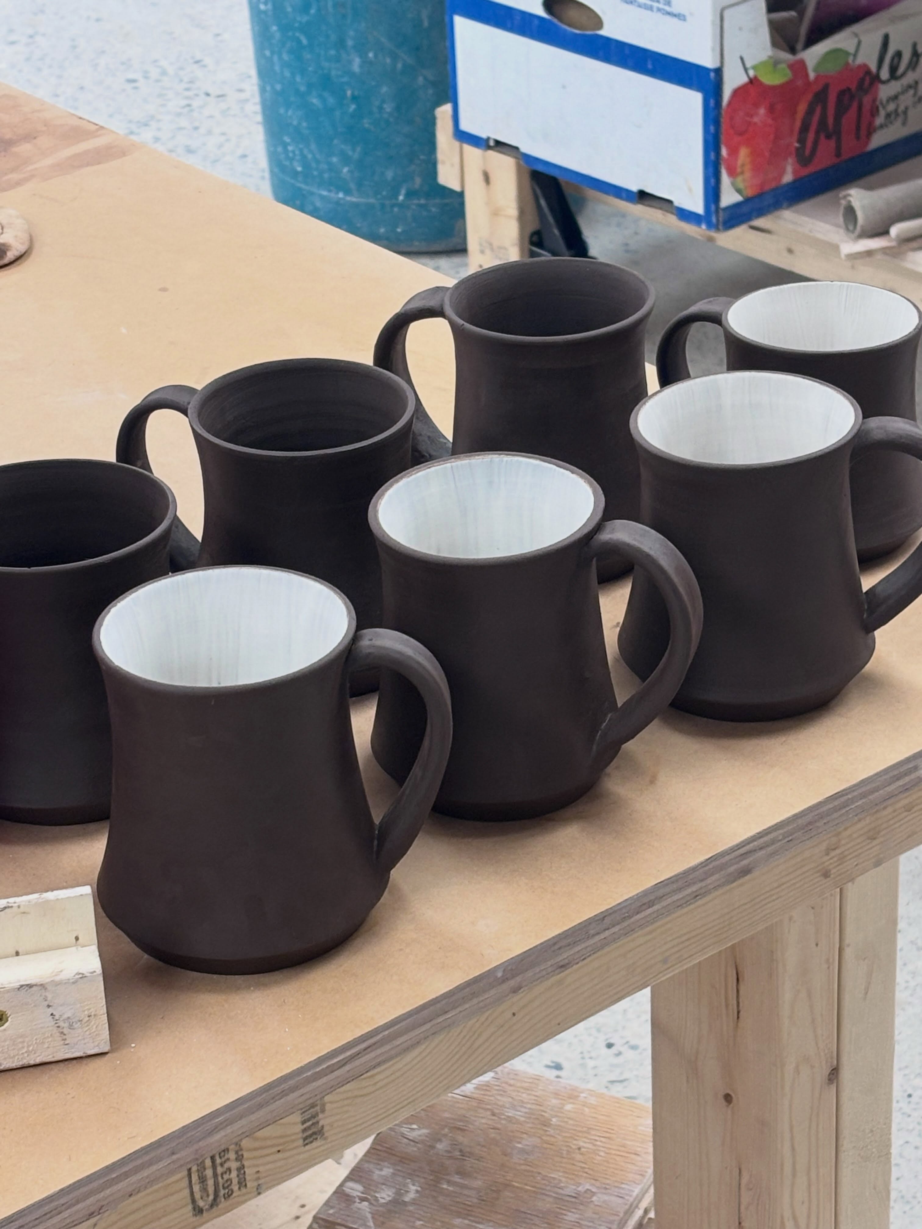 got some @tuckers.pottery blackstone from @ceramics_canada_calgary 

gonna do some white and clear transfers